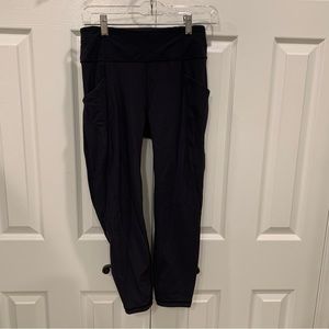 Lululemon Time to Sweat Crop 23” black size 6